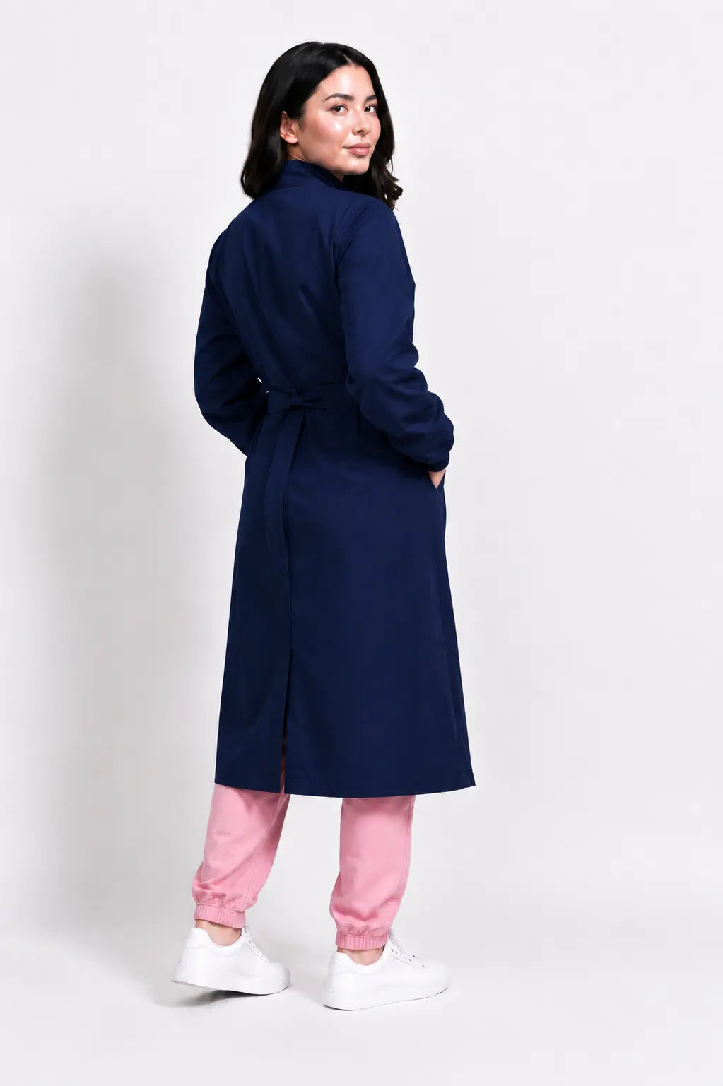 Bata de Protección Quirúrgica Unisex - Rendimiento y Seguridad Profesional