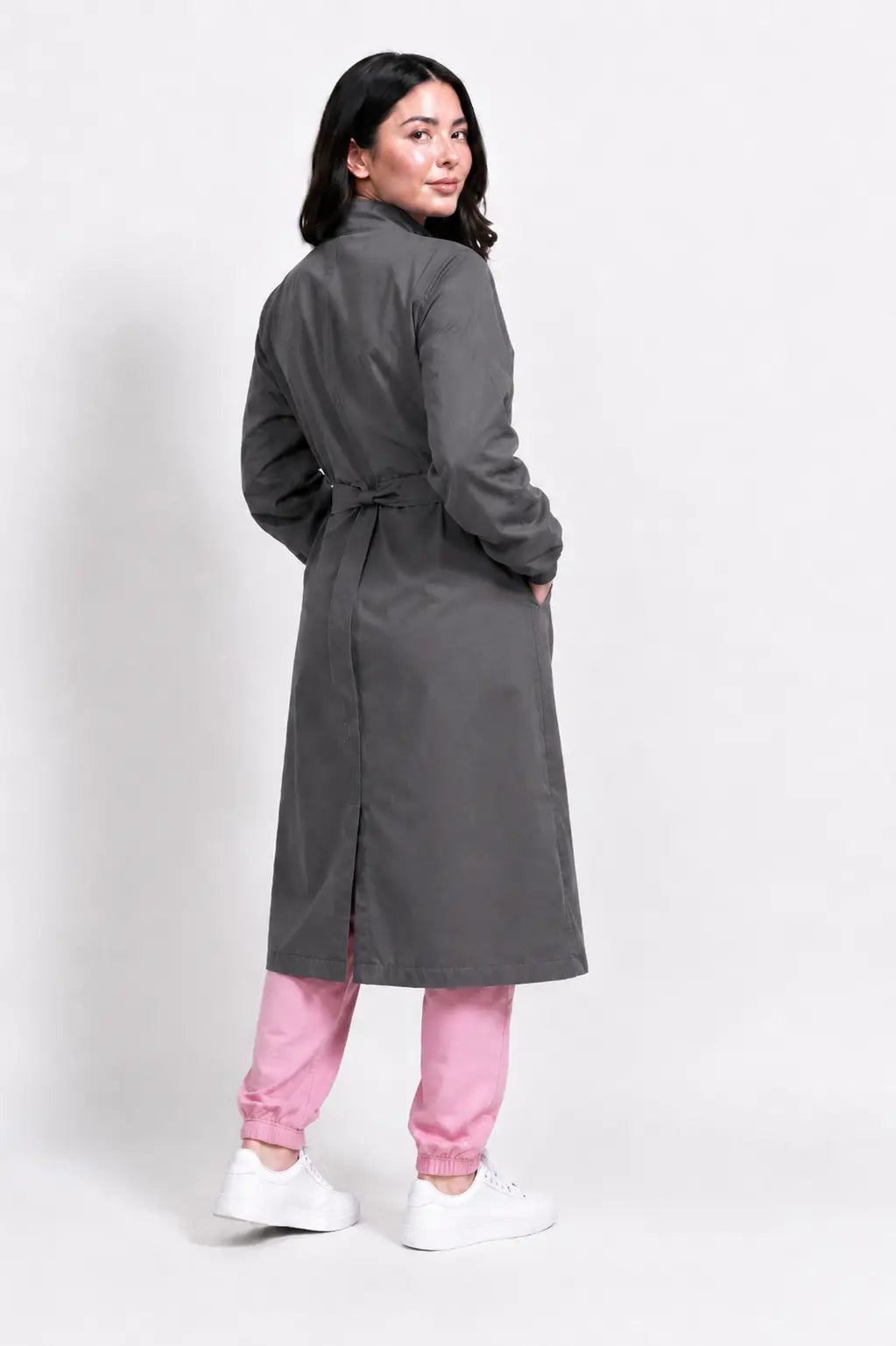 Bata de Protección Quirúrgica Unisex - Rendimiento y Seguridad Profesional