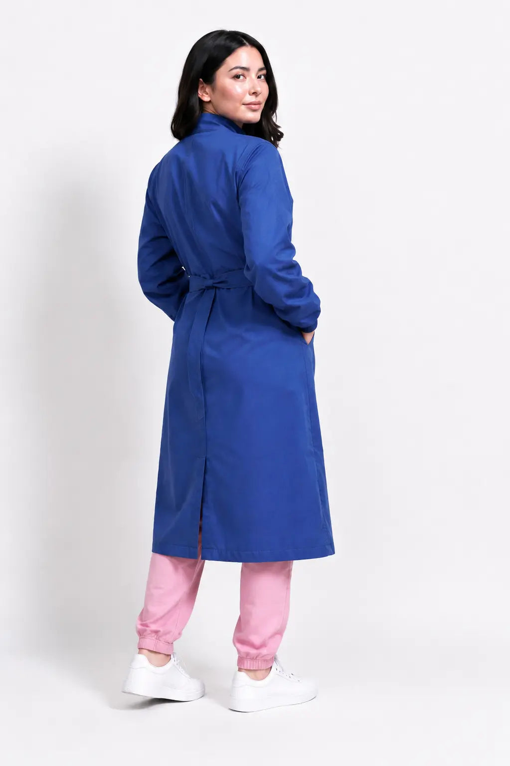 Bata de Protección Quirúrgica Unisex - Rendimiento y Seguridad Profesional